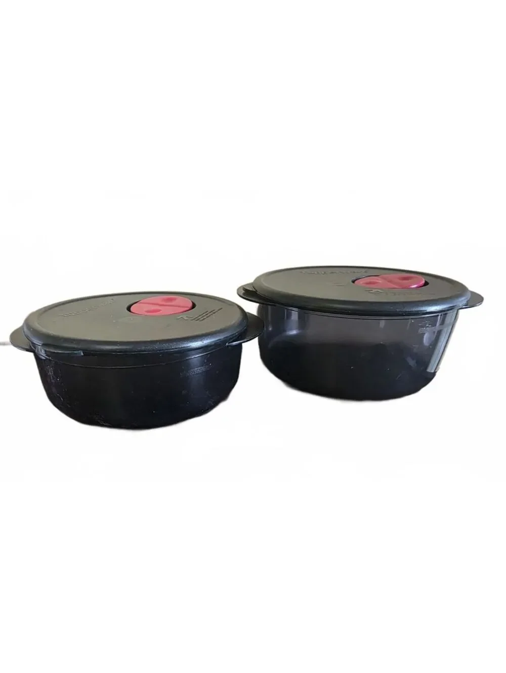 2 Tupperware Vent 'N Serve Round Containers Cosmos Red Vent
